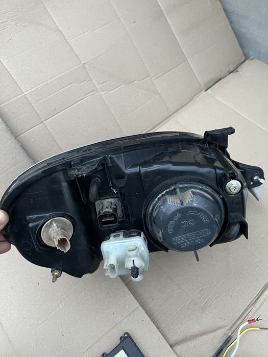 Фары Lanos - Sens - Би Линзы / ресницы / ксенон Н1 / блоки