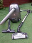 Odkurzacz Electrolux UltraSilencer Zen Deluxe + wąż, rura, 2 ssawki