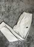 Calças de Fato de Treino Nike Brancas Tamanho M Sports Pants Gym