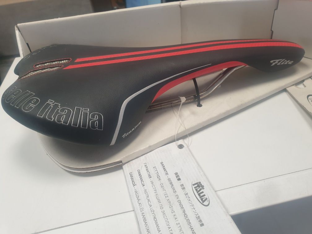 Nowe NOS Siodło Selle Itallia Flite Titanium