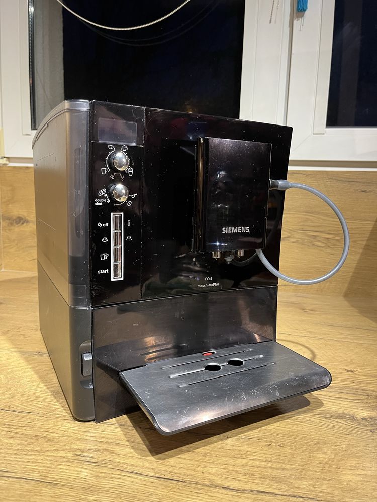 Ekspres Siemens EQ5 macchiato plus