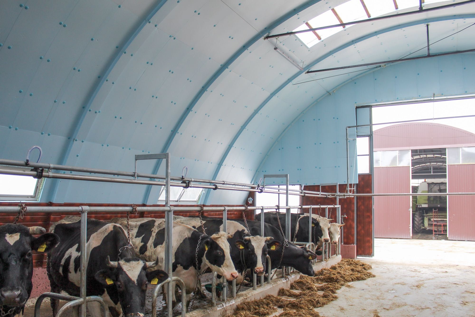 Ocieplenie Hala Tunelowa Łukowa Namiotowa Wiata Rolnicza Hangar Namiot