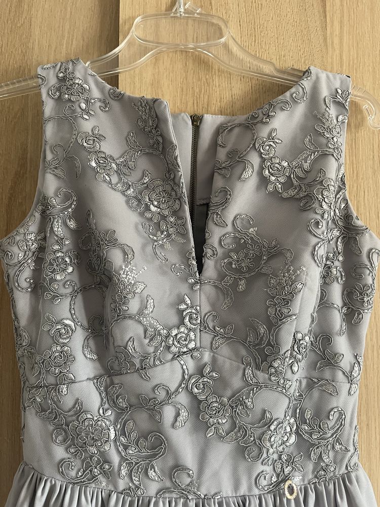 Sukienka elegankca