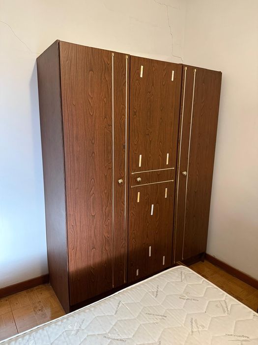 Quarto completo em bom estado