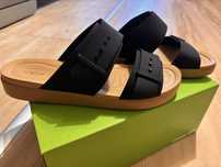 Crocs brooklyn w10