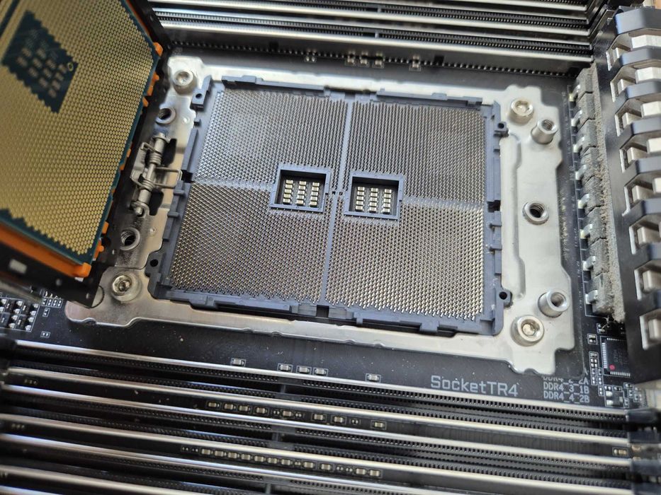 сет AMD Ryzen Threadripper 1900X+плата X399 Aorus PRO+Noctua. TRADE-IN