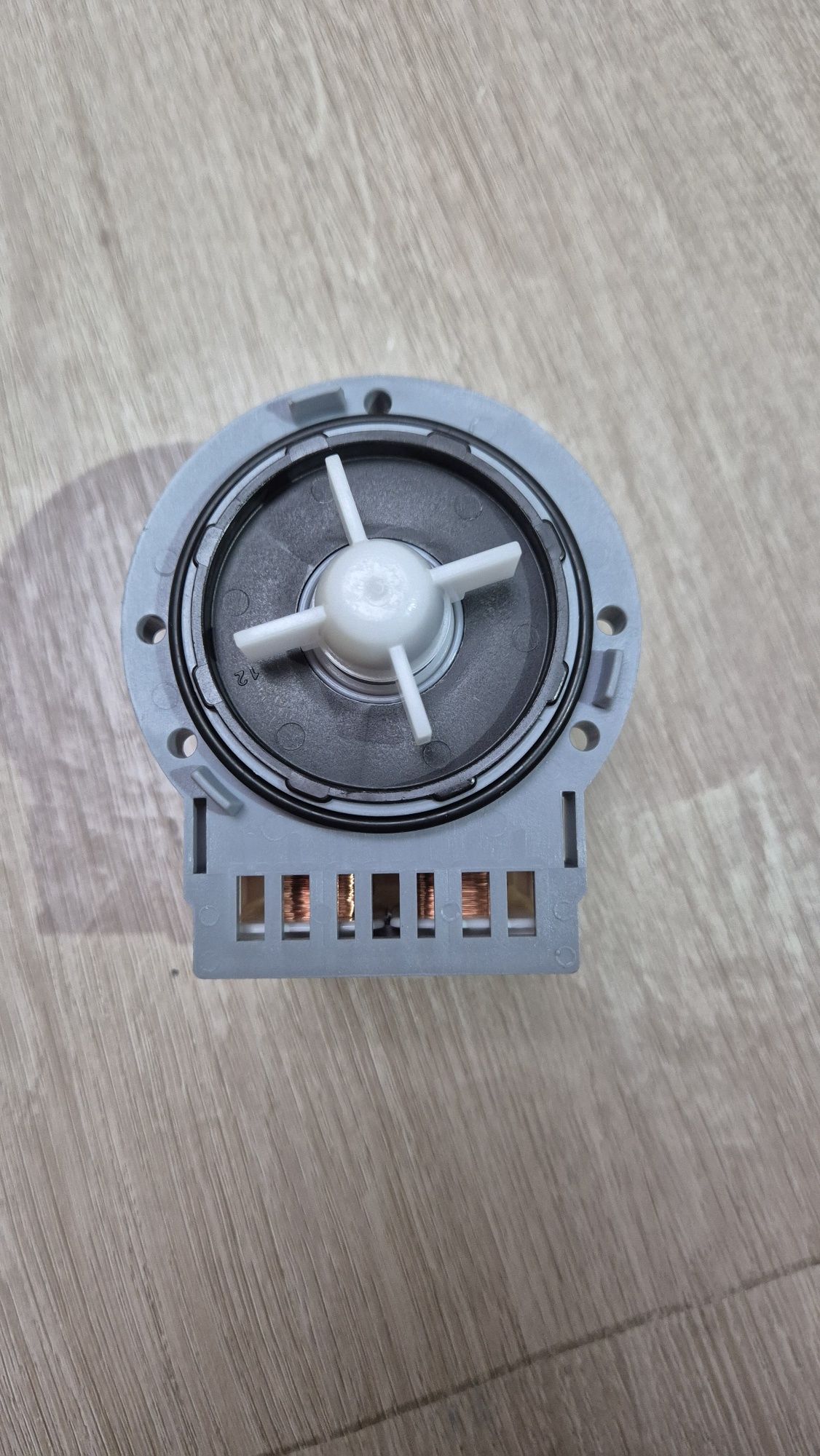 Насос - помпа для пральних машин LG, Samsung, Indesit, Bosch