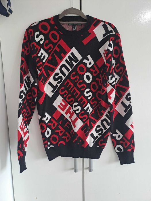 Sweter męski napisy