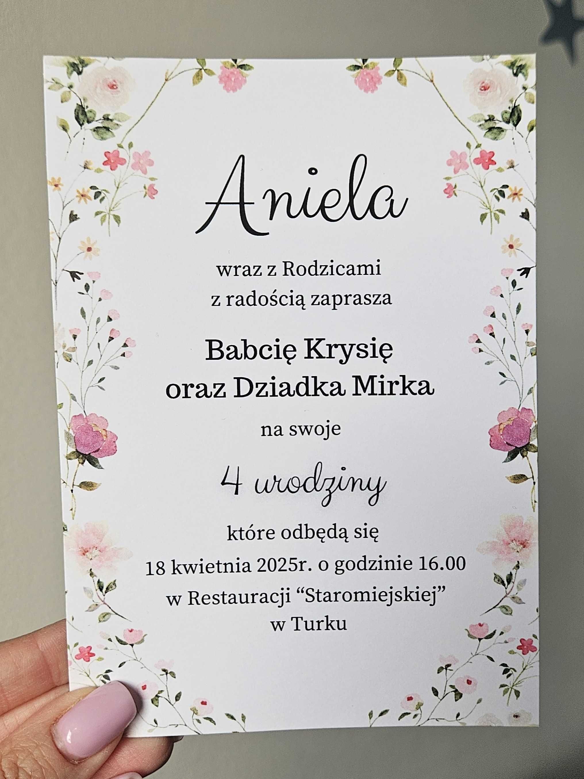 Zaproszenie, urodziny, roczek - ramka z kwiatów, róże– personalizowane