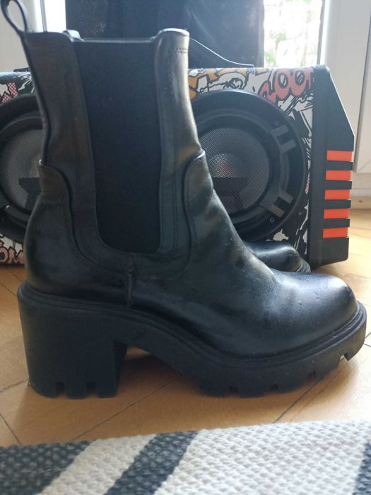 Buty skórzane damskie