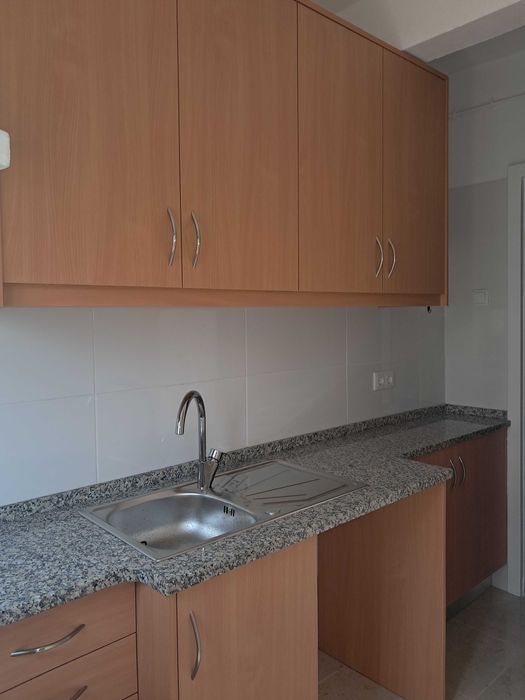 T1 Arrenda Casal Cambra