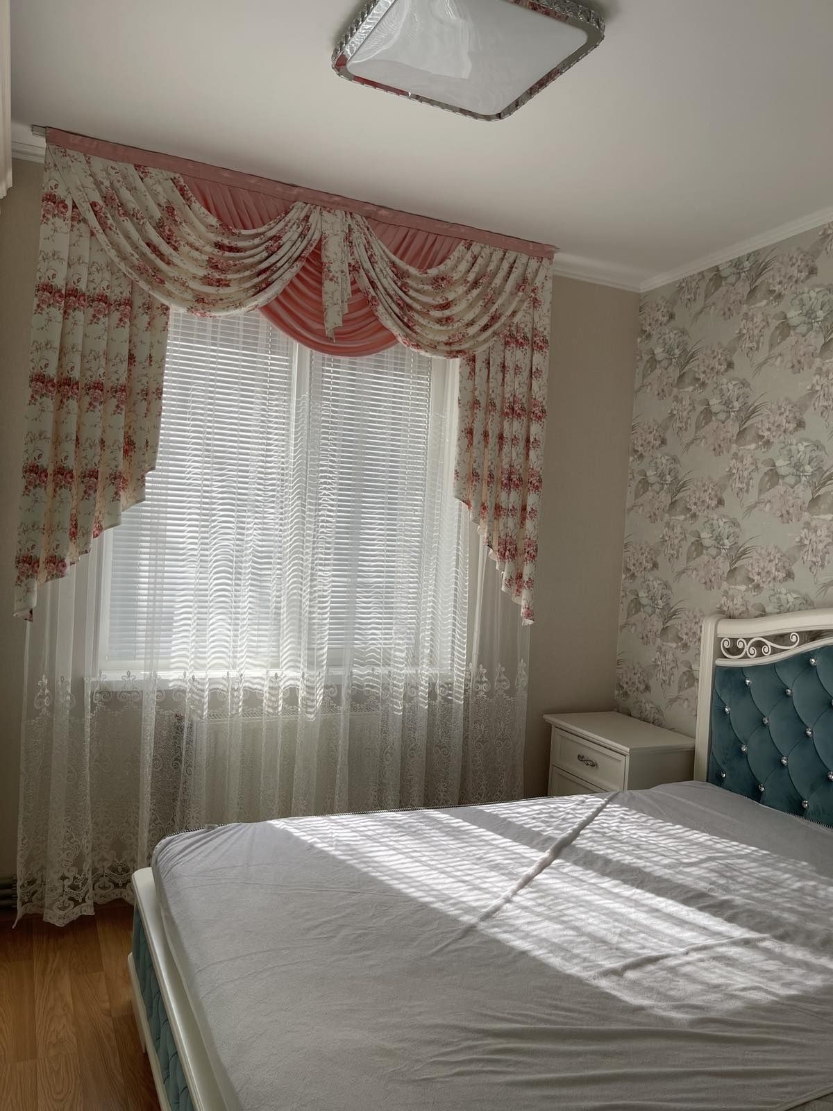Продам 3 квартиру з меблями,та бит.технікой  ,+ гараж.