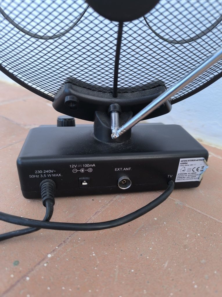 Antena TV interior