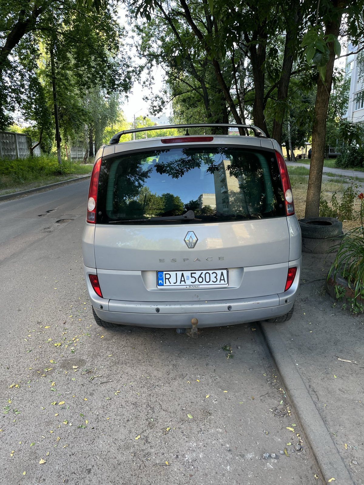 Продам.     Рено