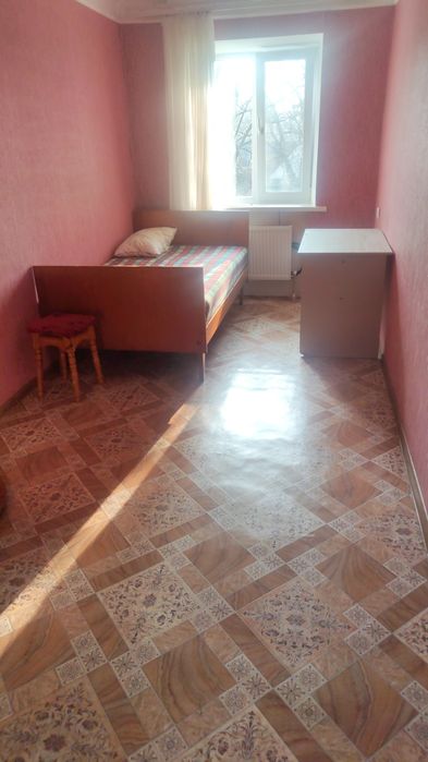 Здається кімната