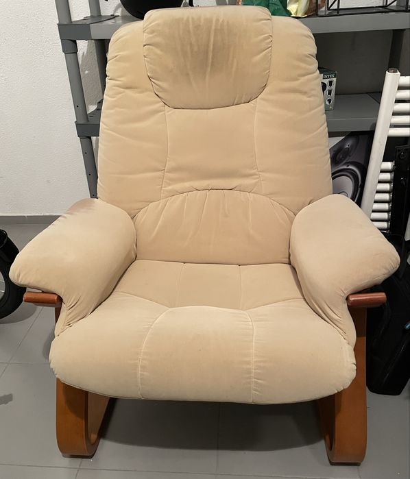 Cadeirão Madeira Beje