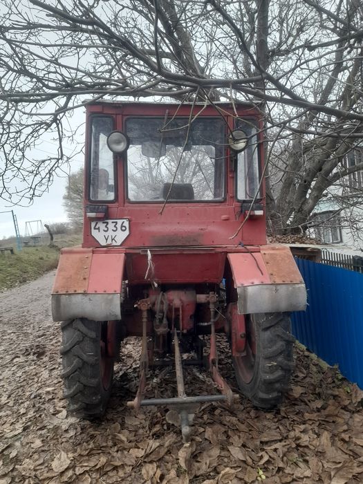 Трактор т 25 в хорошем состоянии