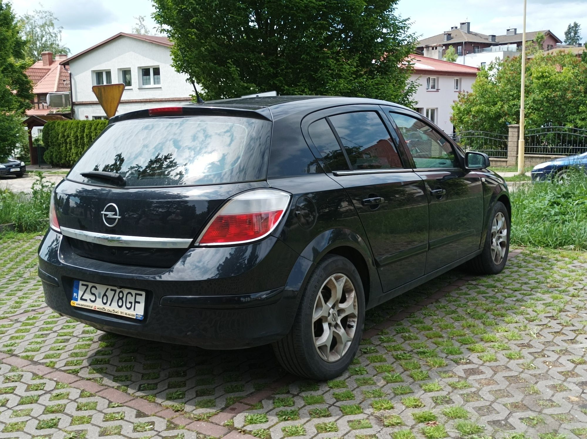 OPEL Astra 1,9 CDTI 2005r.