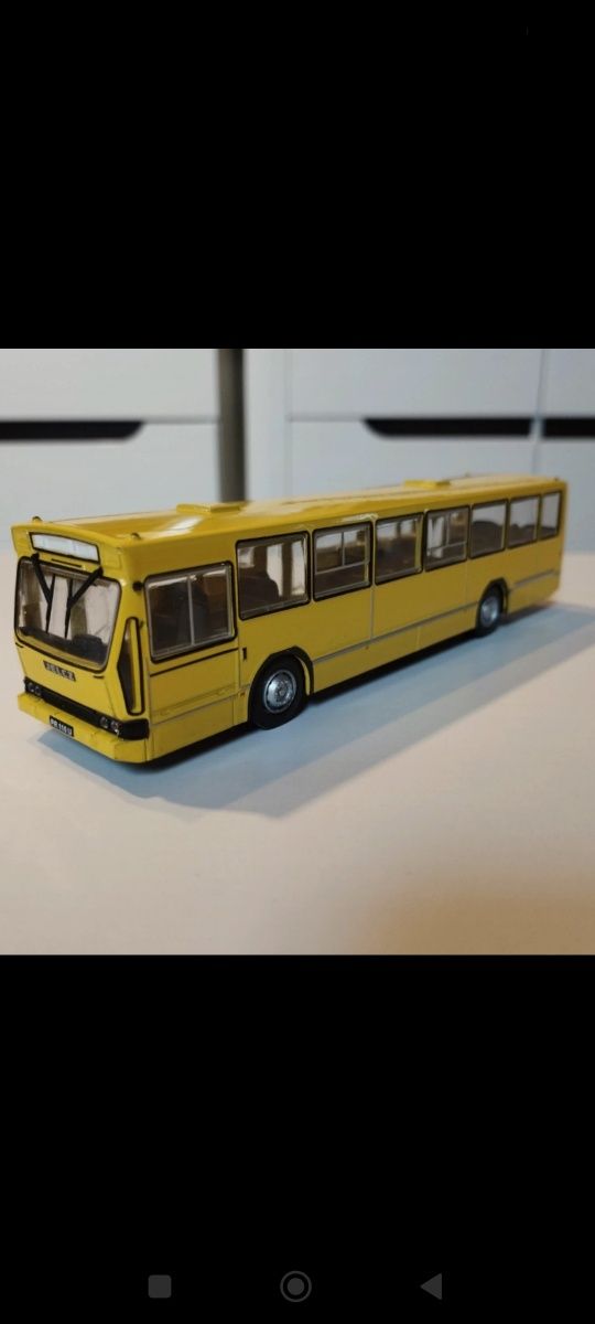 Sprzedam model z serii Kultowe Autobusy PRL-u. Model Jelcz PR110. Reso
