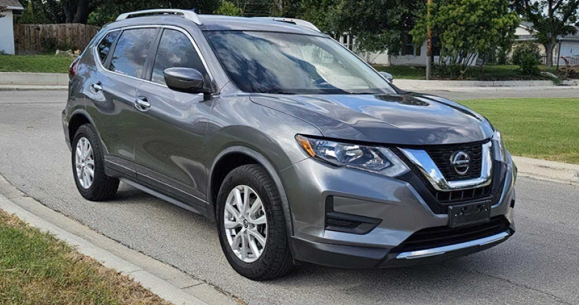 Nissan Rogue SV 2020