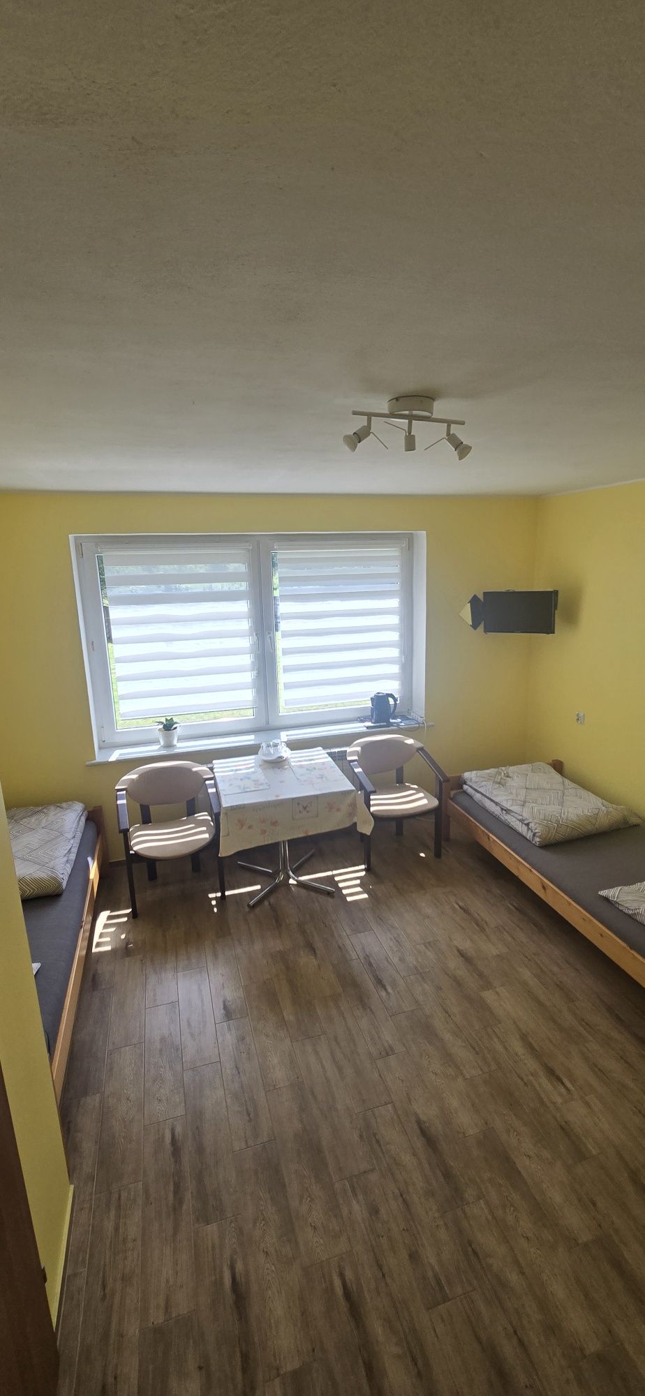 Noclegi Brzeziny Pokoje gościnne