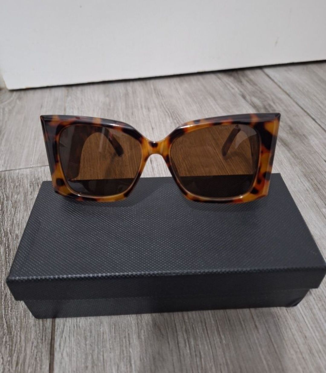 Saint  Laurent  okulary przeciwsłoneczne