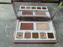 Natasha Denona glam face palette