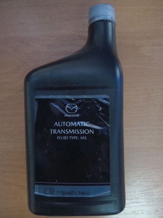 Продам трансмисионное масло Castrol  1,5л., Мазда Автоматик 1л.