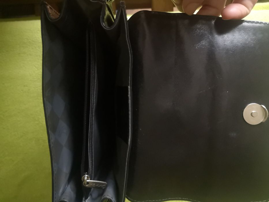 Torebka Adax czarna skóra.