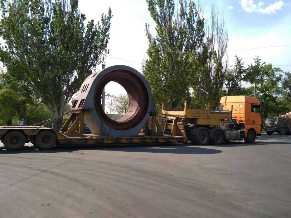 Трал низькорамний. Послуги. Оренда. НегабаритніПеревезеня. Автокран50т