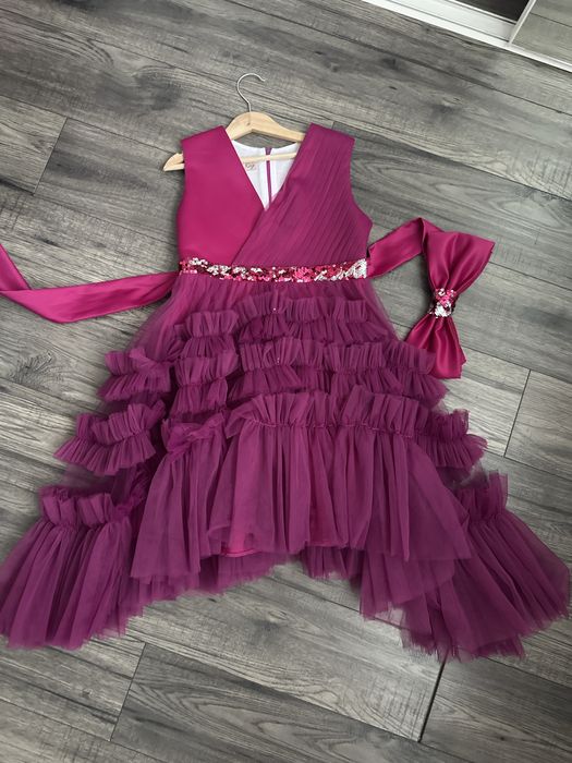 Святкова сукня для вашоі принцеси