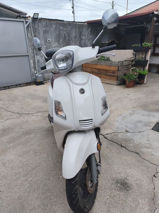 Zahara 50 2.256 km .Muito pouco uso. Vendo pois não estou a usar.