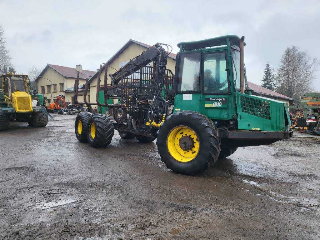 Timberjack 1010 Forwarder