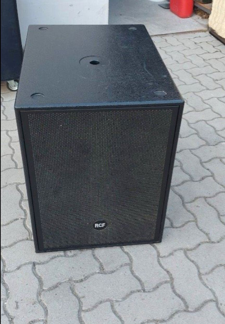 RCF 8003 AS subwoofer