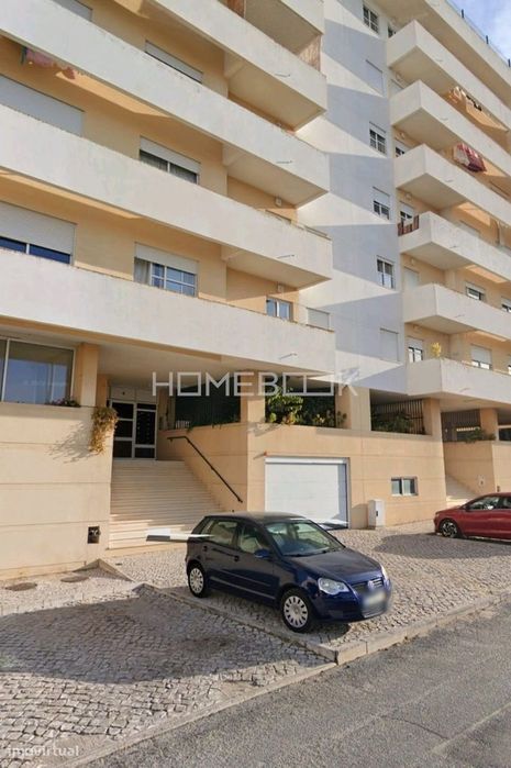 Garagem 45m2 Em Setúbal