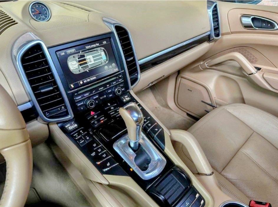 PORSCHE Cayenne S Hybrid 3.0 v6