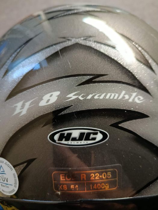 Sprrzedam kask motocyklowy 54