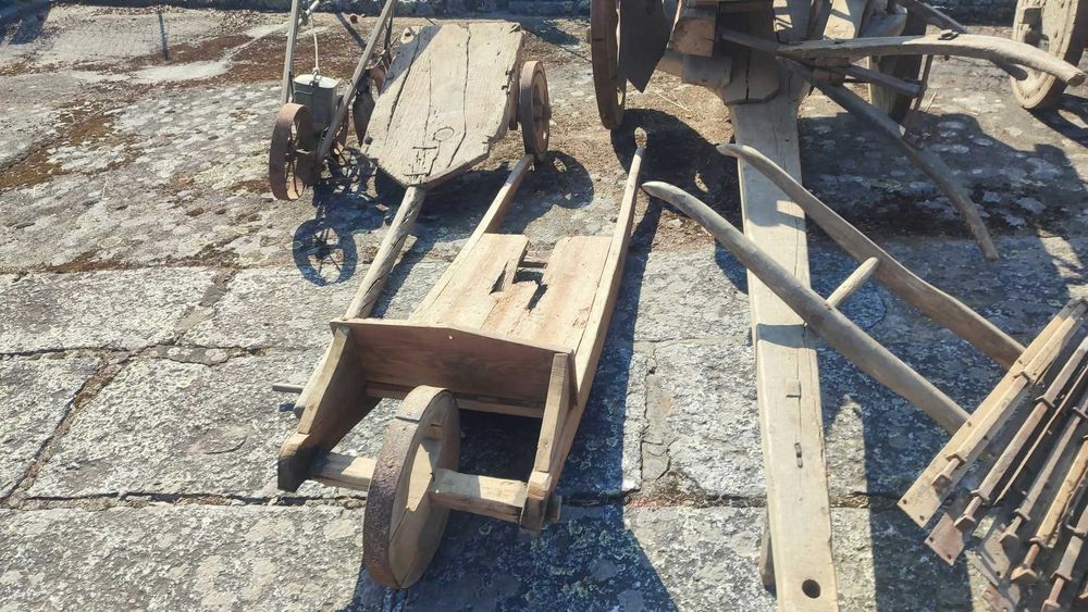 Carro de bois e outros