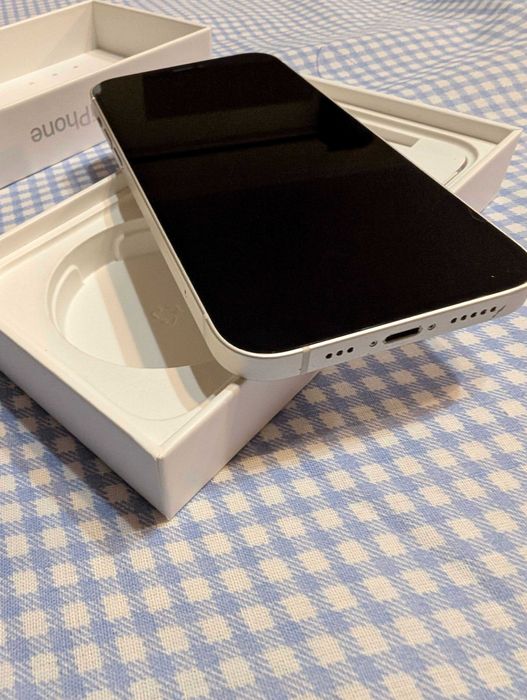 Iphone 12 64gb em bom estado