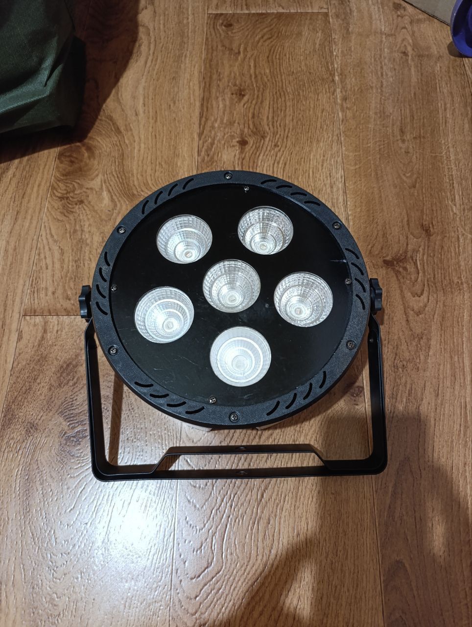 Продам светодиодный прожектор BIG TURBO PAR  6×30 w