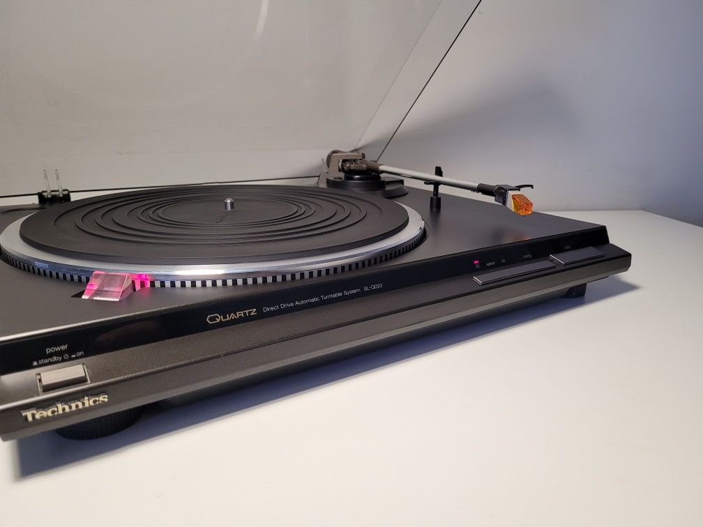 Gramofon Technics SL-QD22 – Direct Drive,Quartz, półautomat, po serwie