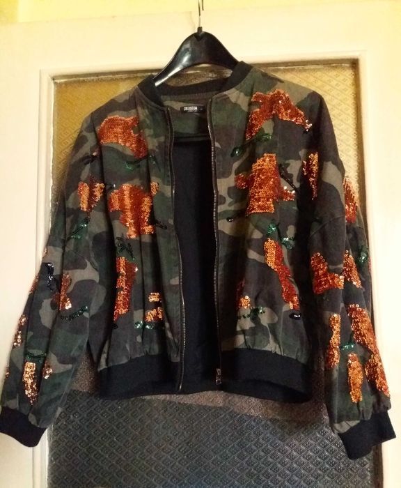 Kurtka bomberka khaki jeans Disco cekiny M