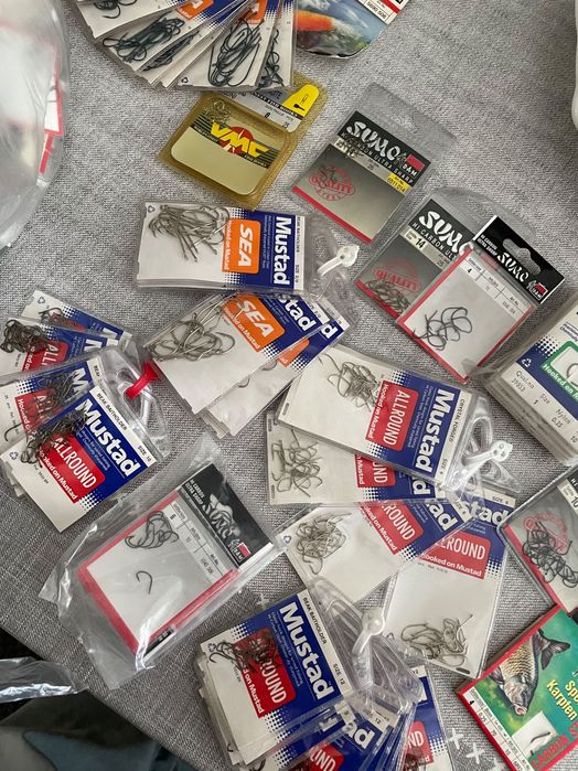 Vários utensílios para pesca