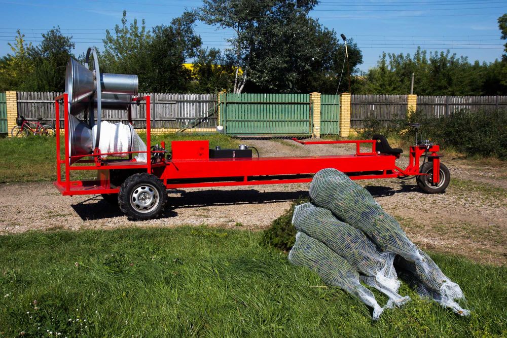 Maszyna do pakowania choinek tubownica samojezdna