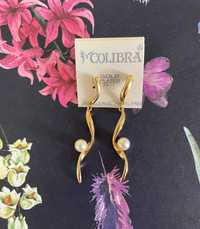 Złote kolczyki z perłą Colibra