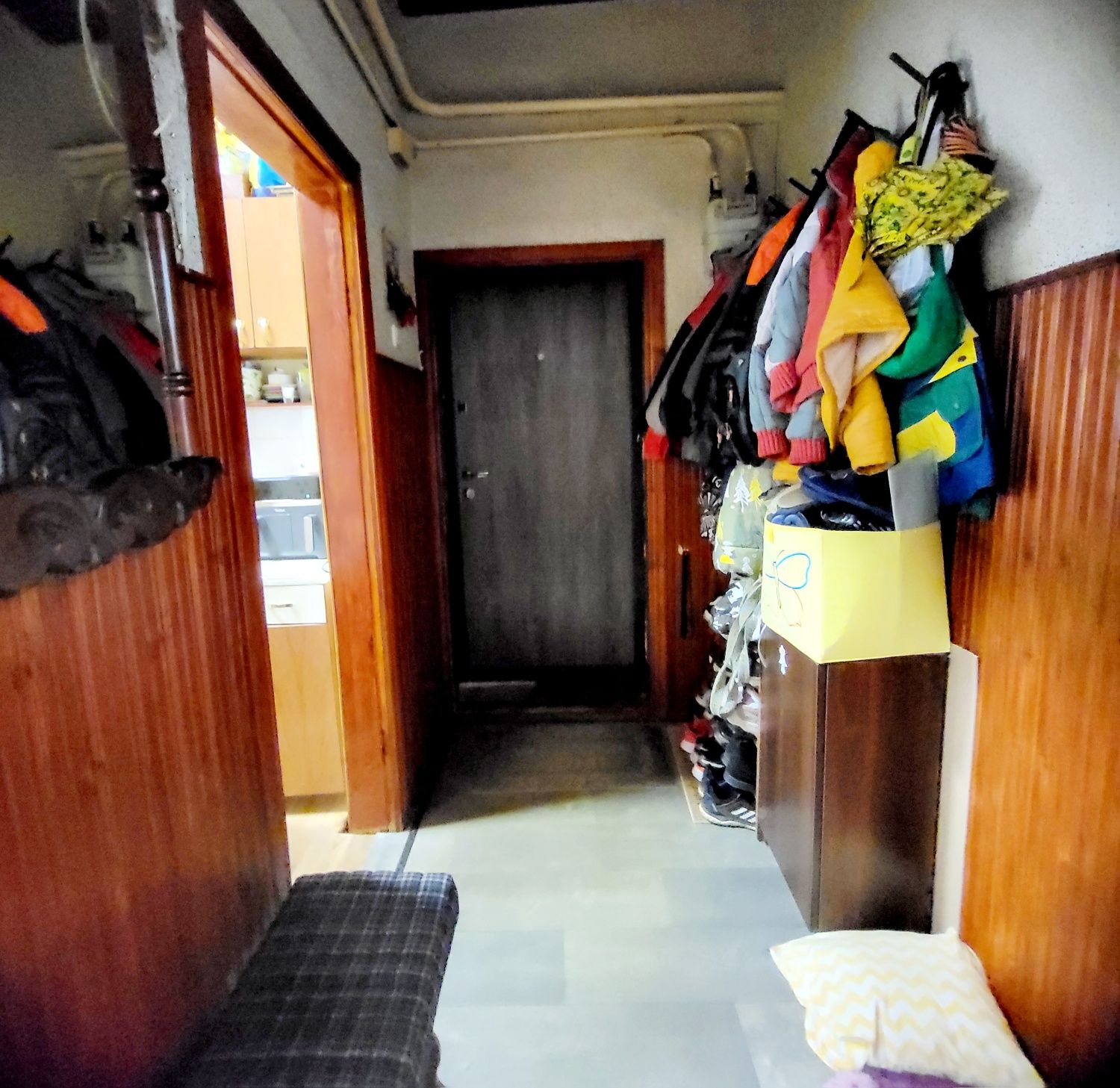 Продаж квартири  2 кімнати по вул.Золота