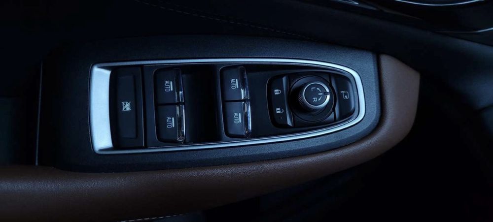 Продаю Subaru Outback 2.5 (2020)