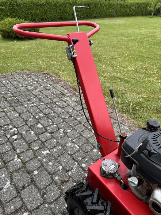 Hydrauliczna zamiatarka honda