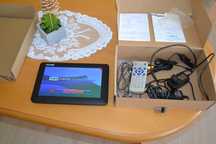 telewmonitor przenosny  NVOX D9 pilot , kable  PUDEŁKO