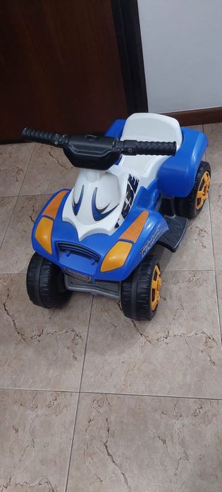 Moto criança  bateria